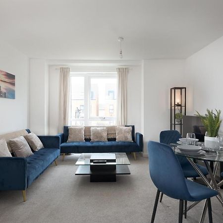 Two Bedroom Apartment - Milton Keynes By Aryas Properties Broughton  Bagian luar foto