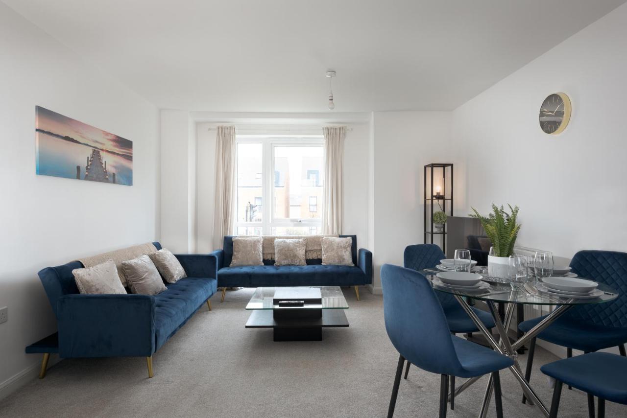 Two Bedroom Apartment - Milton Keynes By Aryas Properties Broughton  Bagian luar foto